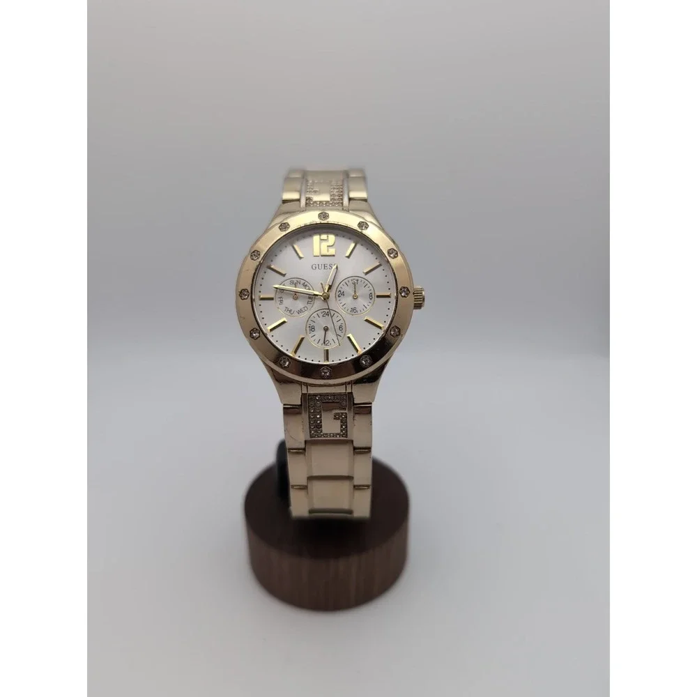 GUESS Women's U15078L1 Quartz Analog Chrono Dress Watch. Good Tone w Crystal 